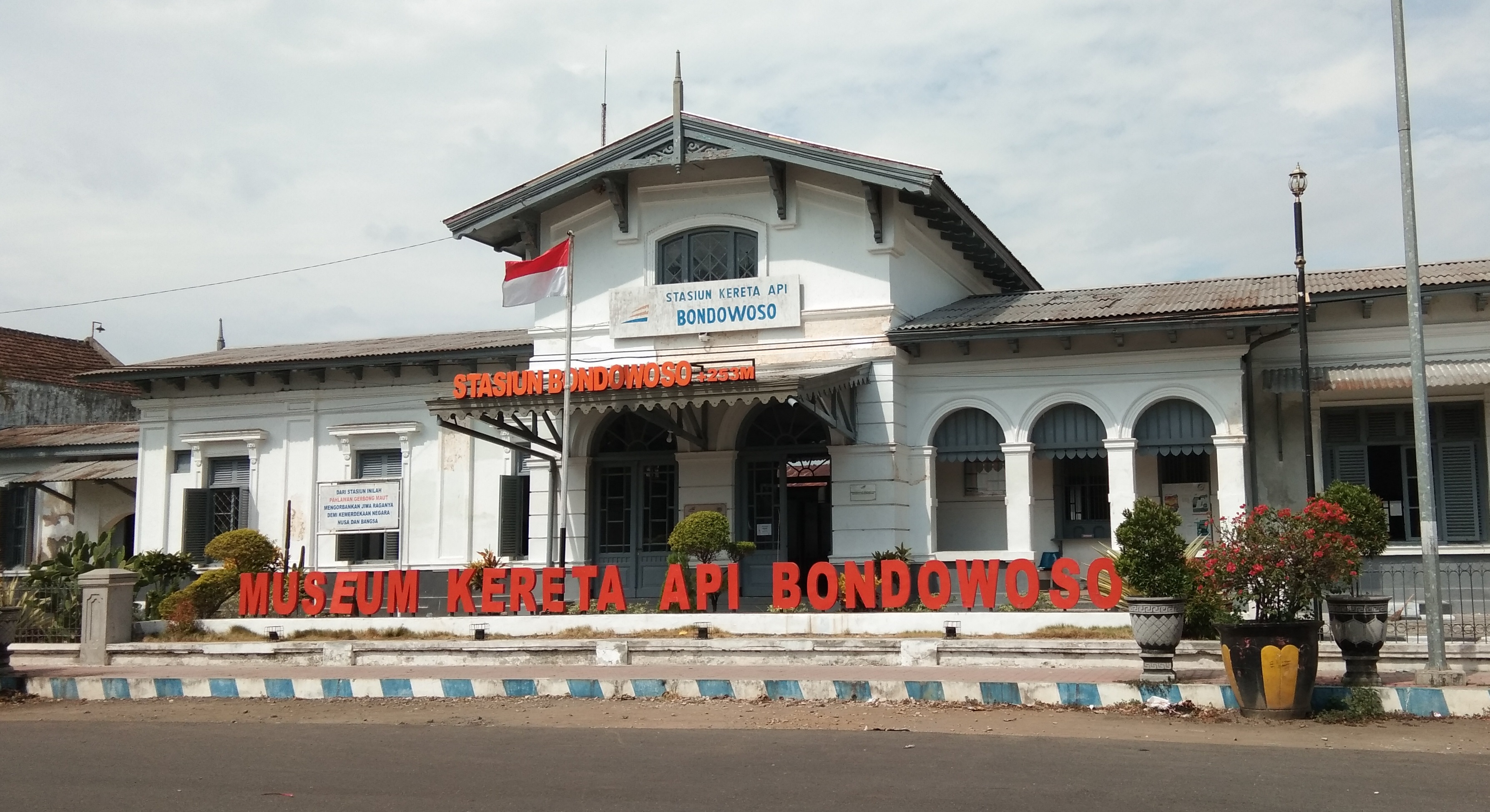 gerbong mau wisata bondowoso