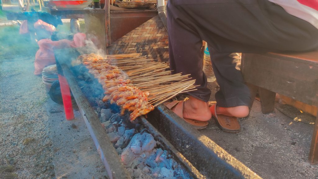 sate lalak sate laler