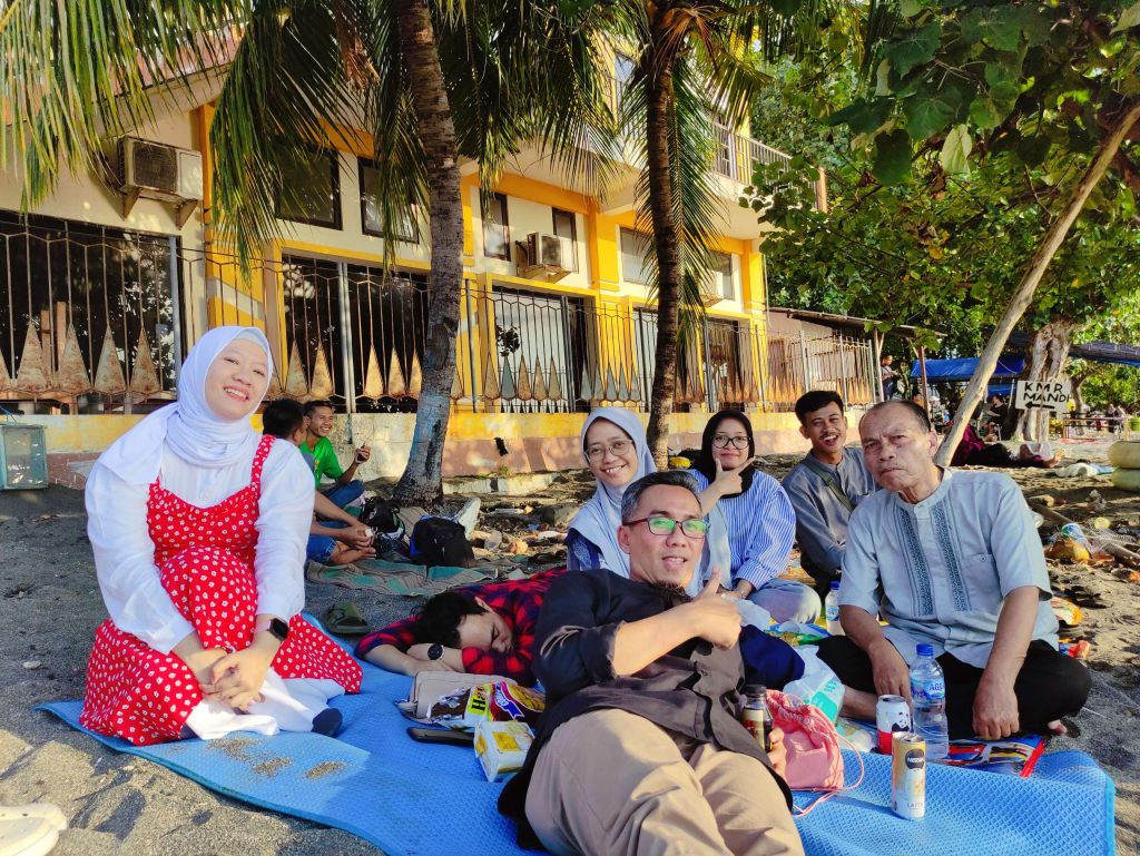 pantai pasir putih situbondo