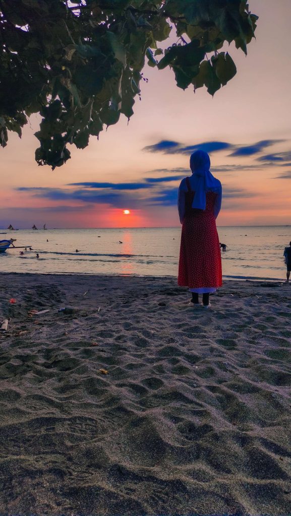 pantai pasir putih situbondo