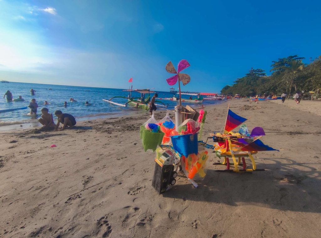 pantai pasir putih situbondo