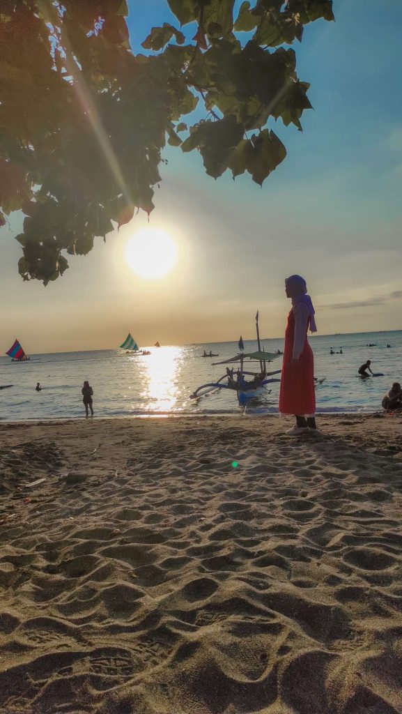 pantai pasir putih situbondo
