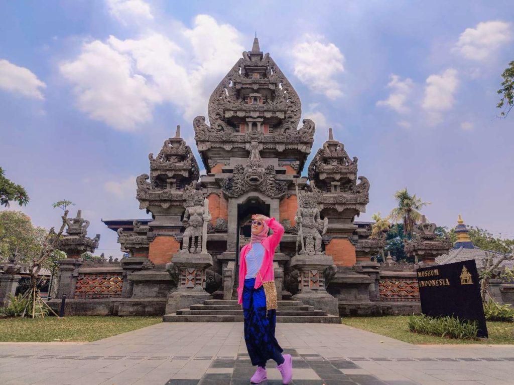 museum indonesia TMII