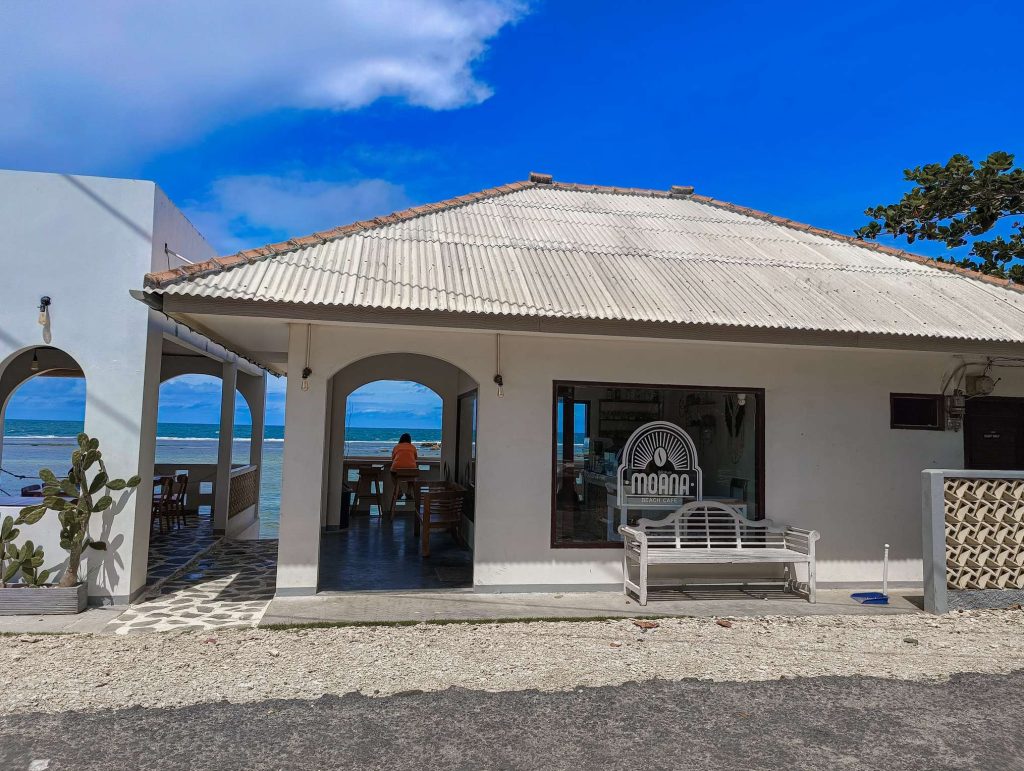 moana beach cafe