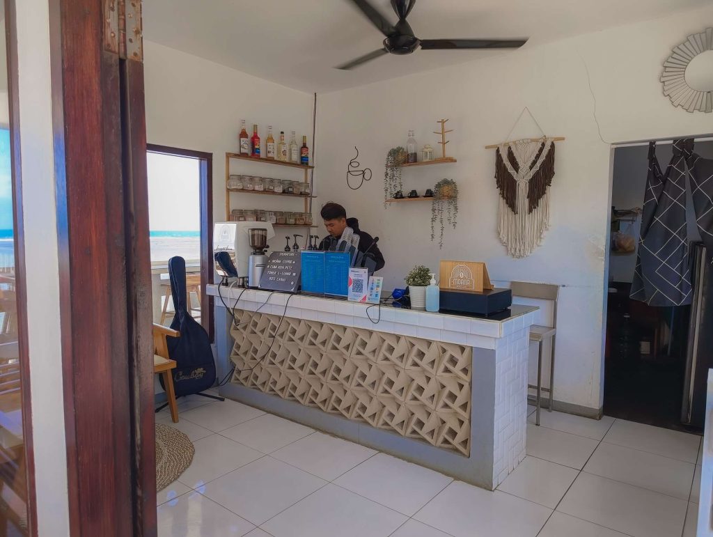 moana beach cafe