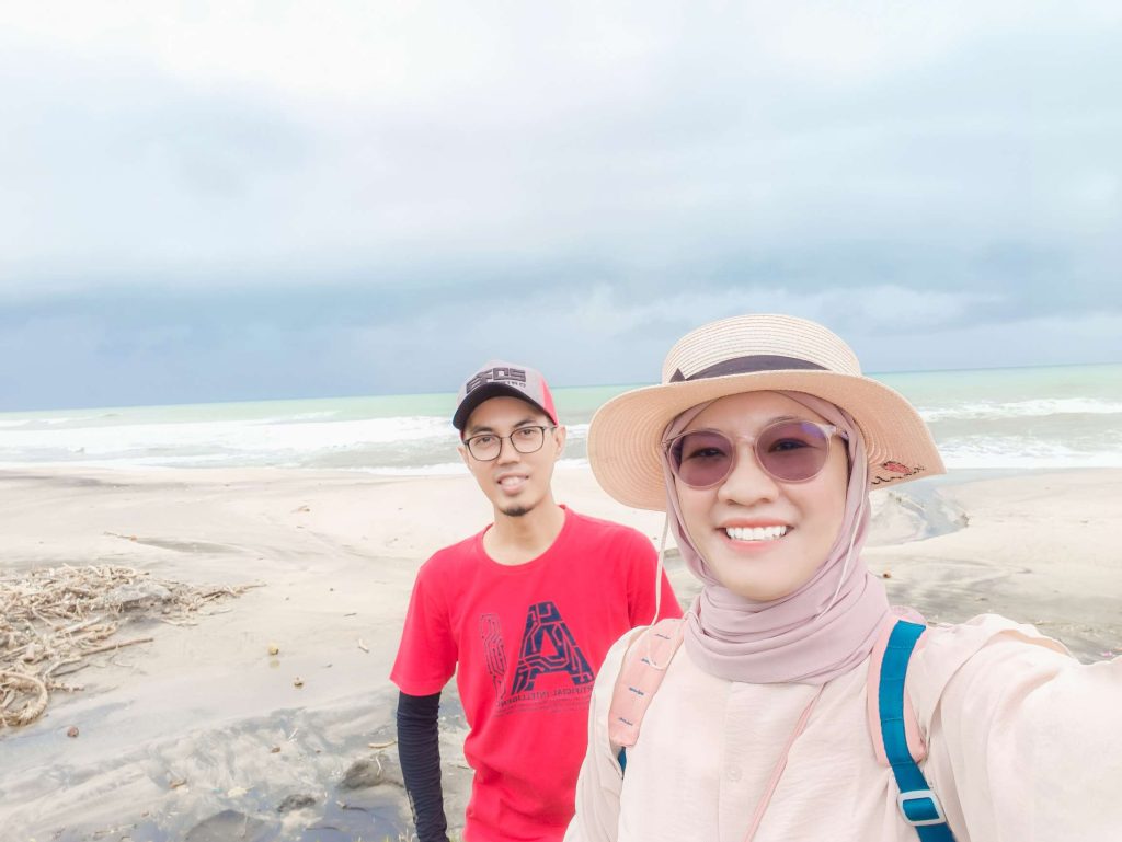 Batu Panganten Ujung Genteng