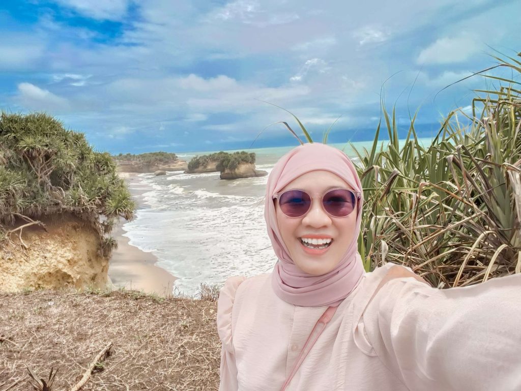 Batu Panganten Ujung Genteng