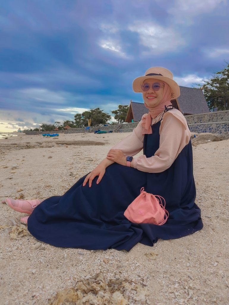 Pantai Sayang Heulang