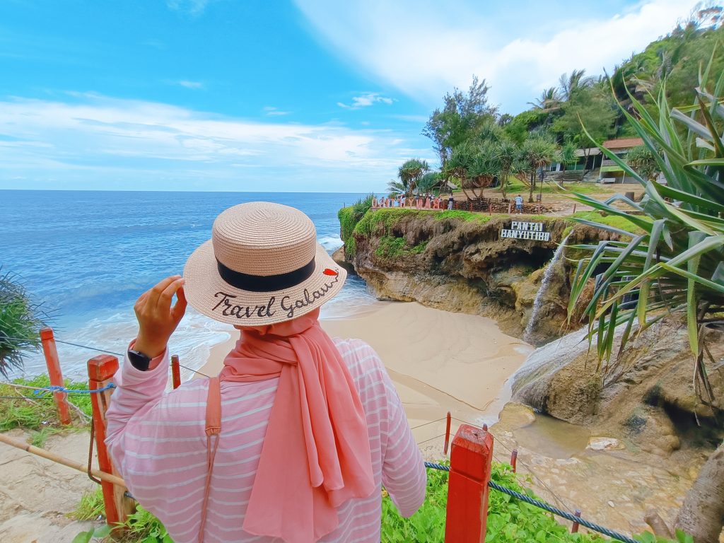 Rekomendasi Wisata Pacitan Banyu Tibo