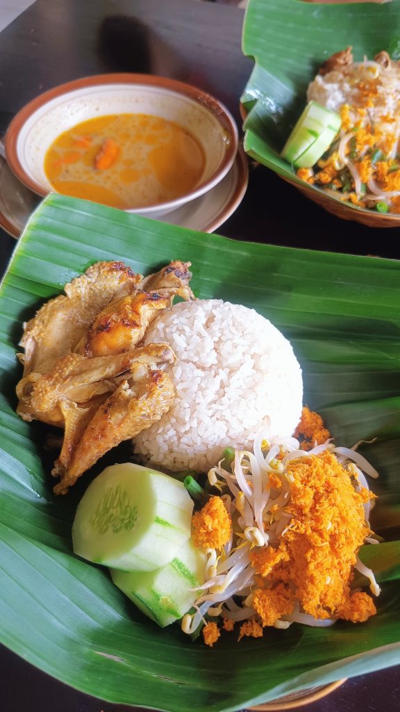 Ayam Lodho Pak Yusuf Trenggalek